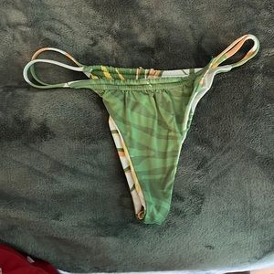 Double-sided Roxy swim bottoms